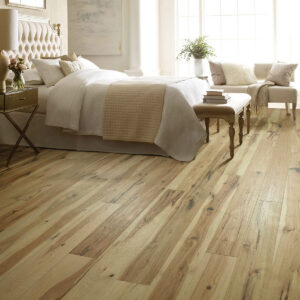 Bedroom Hardwood flooring | Bodamer Brothers Flooring